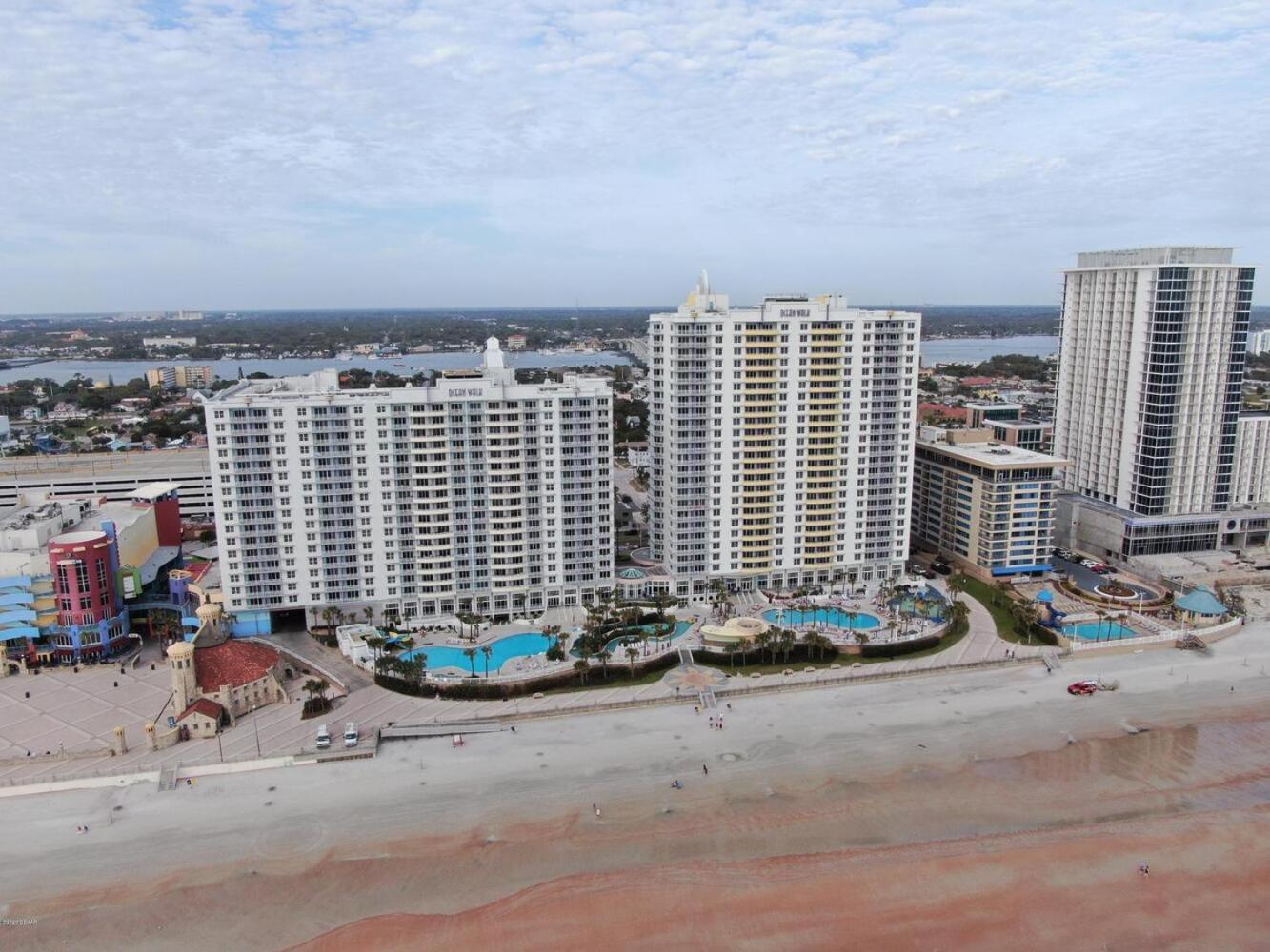 Luxurious 2 Bedroom Master Jacuzzi Oceanview Condo 2432 - Wyndham Ocean Walk Resort Daytona Beach Exterior photo